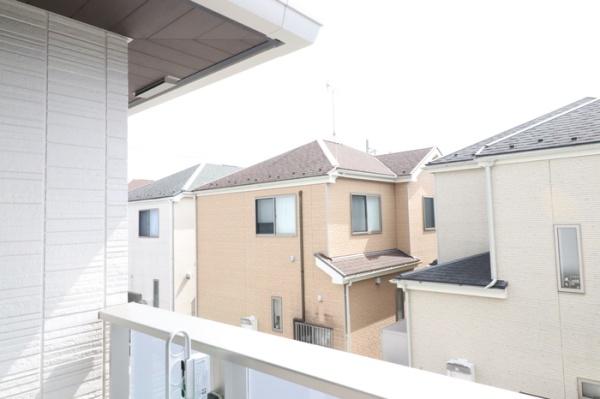 ベルヴィルのバルコニー画像