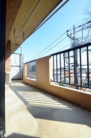 グランパレスダイトーのバルコニー画像