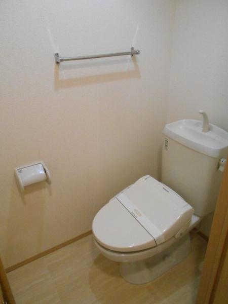 エレガンテＡのトイレ画像