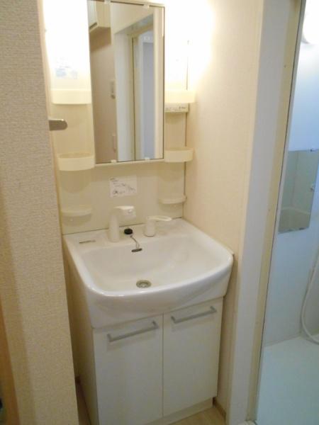 エレガンテＡの洗面台・洗面所画像