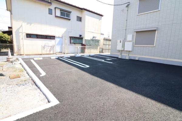 セジュールグラードⅡの駐車場画像