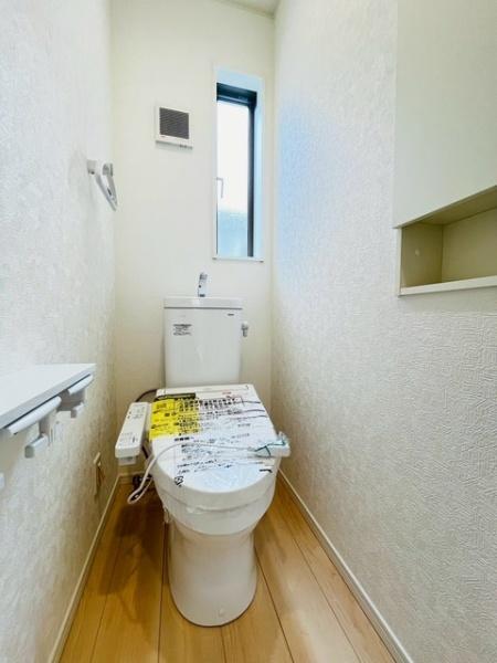 クレイドルガーデン上尾市大谷本郷第８　５号棟１のトイレ画像
