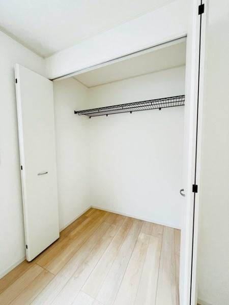クレイドルガーデン上尾市大谷本郷第８　５号棟１の収納画像