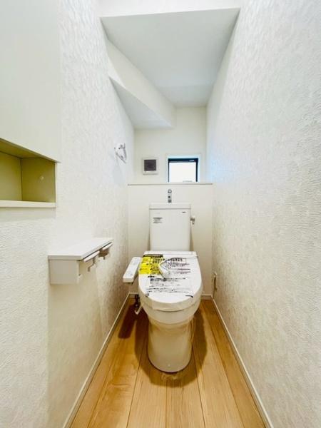 クレイドルガーデン上尾市大谷本郷第８　５号棟１のトイレ画像