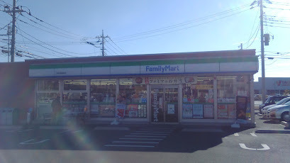 デ・ラ・ソル薬師堂根のコンビニ画像