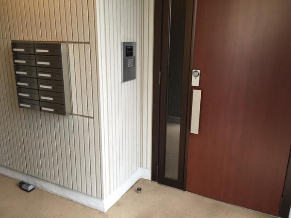 クレール原新町の玄関画像