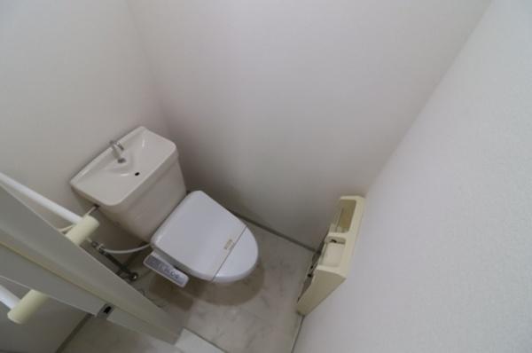ガーデンハイツAのトイレ画像