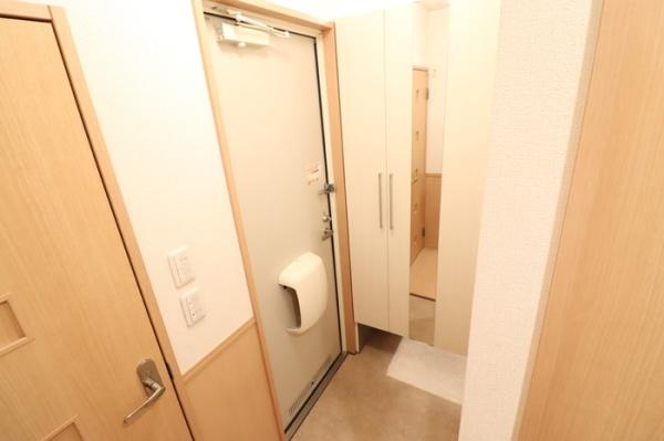サンライズヒルＤの玄関画像