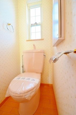 ヨーロピアンシャレーＳＡＫＡＥのトイレ画像