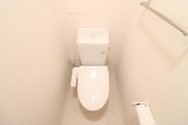 ファミーユ　Ｔのトイレ画像
