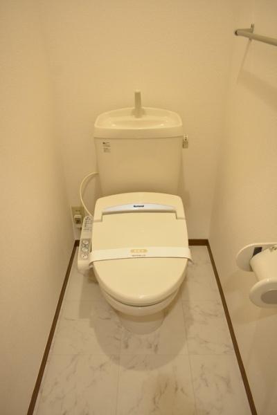 ルミエール春日　Ⅱのトイレ画像