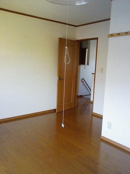 上尾市愛宕戸建て貸家の洋室画像