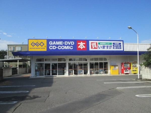 鴻巣市人形4丁目のアパートのショッピング施設画像