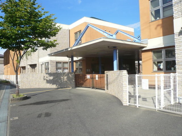 アウレストの幼稚園・保育園画像