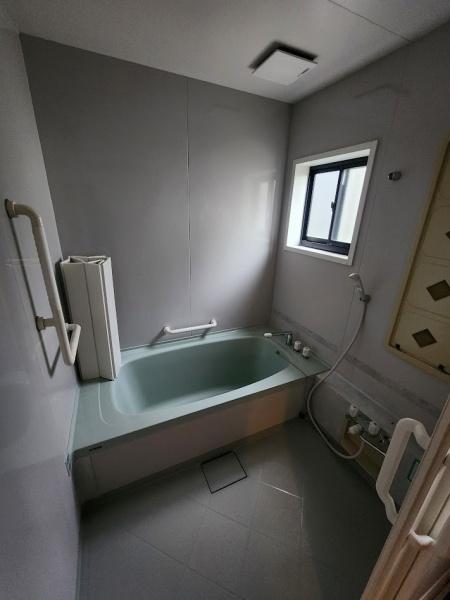 上尾市井戸木４丁目のバス画像