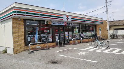 上尾市大字小敷谷売地のコンビニ画像