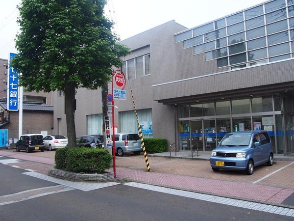 シャンボール石名坂の銀行画像