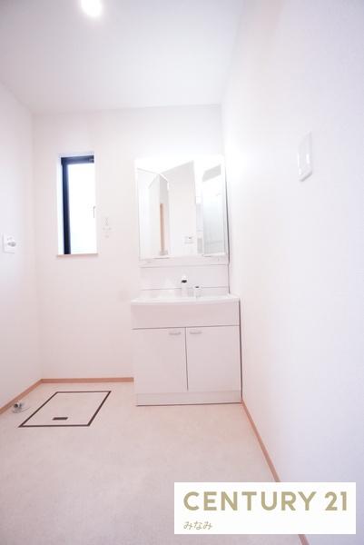 太白区鈎取３期１号棟の洗面台・洗面所画像