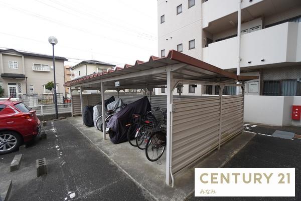 チサンマンション中野栄の駐車場画像
