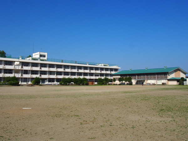 太白区太白Ⅰ期２号棟の小学校画像