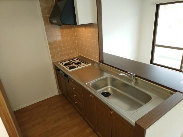 生駒市俵口町のマンションのキッチン画像