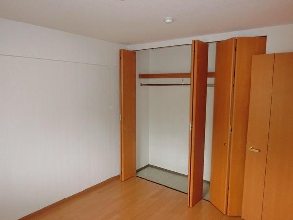 リーベスト東生駒の収納画像