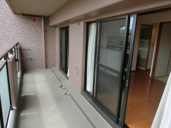 リーベスト東生駒のバルコニー画像