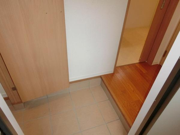 ブルームコートの玄関画像