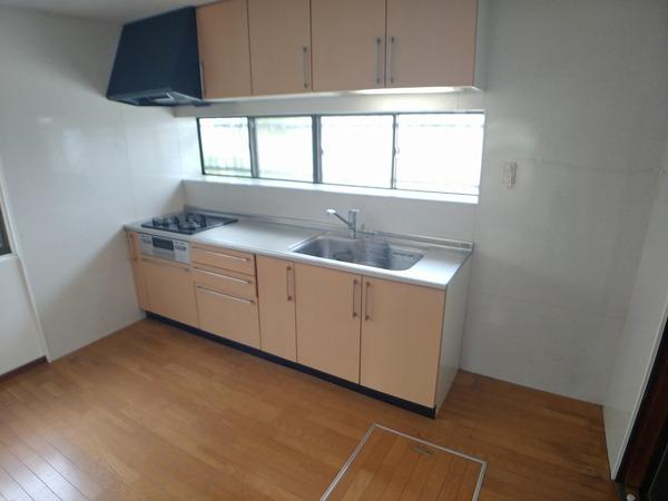 生駒市生駒台南の貸家のキッチン画像