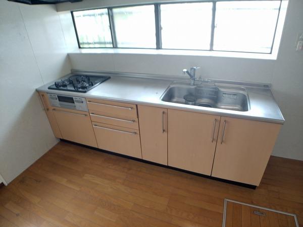 生駒市生駒台南の貸家のキッチン画像