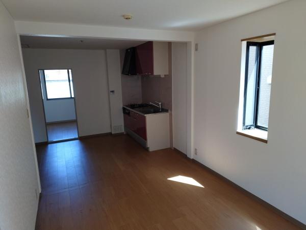 スターシャルム壱番館のリビング画像