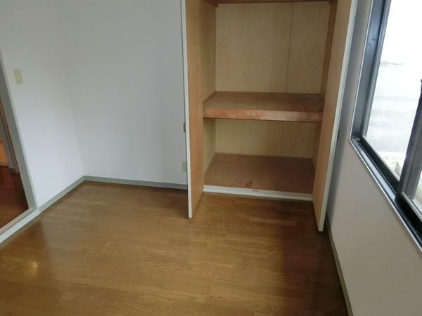 スターシャルム壱番館の洋室画像