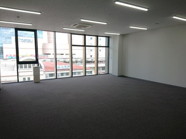 山田ビル　４階のリビング画像