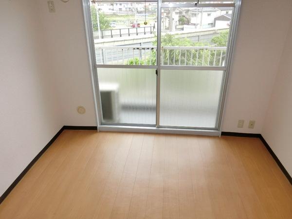 ハイツ内田の洋室画像
