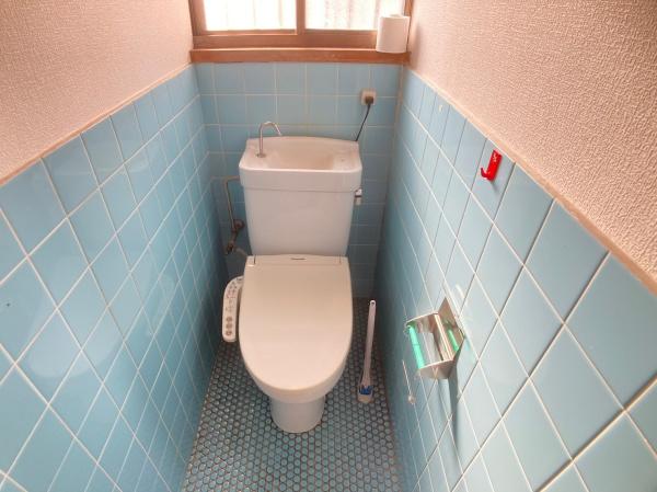 生駒市小瀬町　中古一戸建のトイレ画像