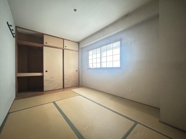 朝日プラザ東生駒Ⅱの和室画像
