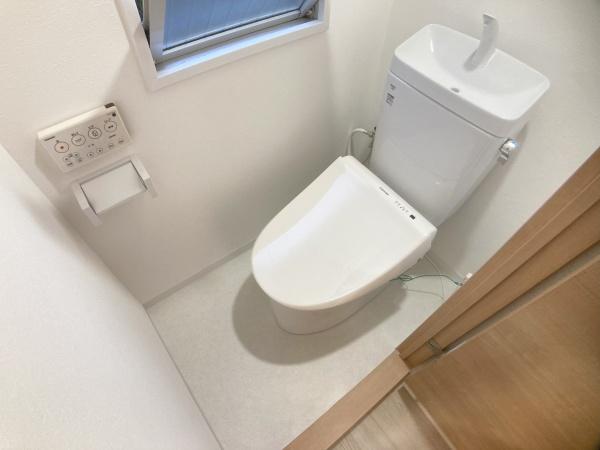 東生駒アーバンライフA棟のトイレ画像