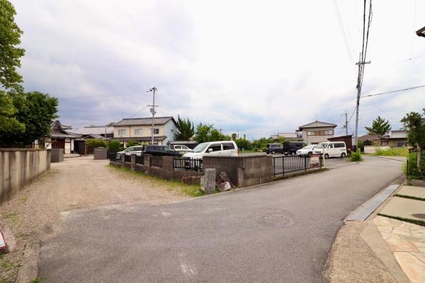 大和郡山市新木町の土地の前面道路含む現地写真画像