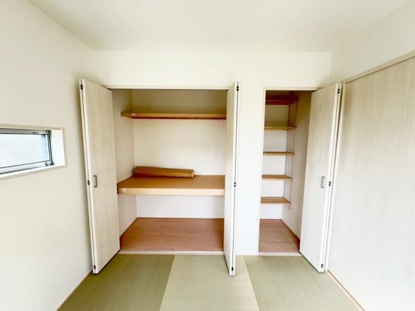 奈良市富雄北３丁目の新築一戸建の収納画像