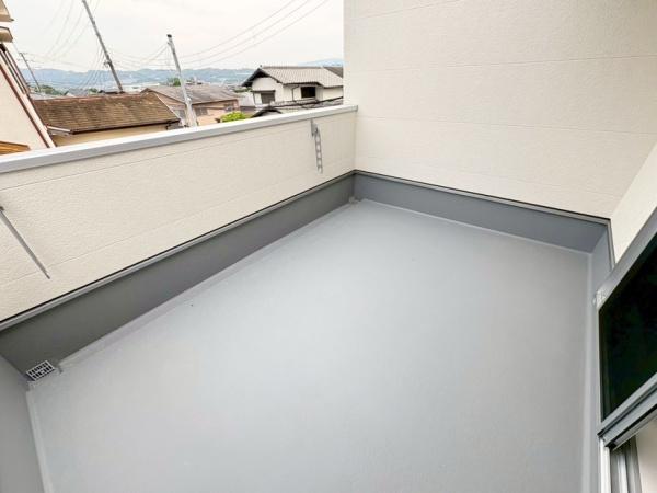 奈良市富雄北３丁目の新築一戸建のバルコニー画像