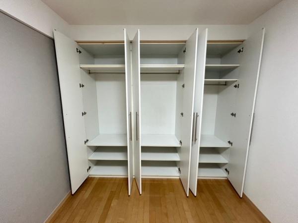カレンドスクエア東生駒ヒルトップの洋室画像