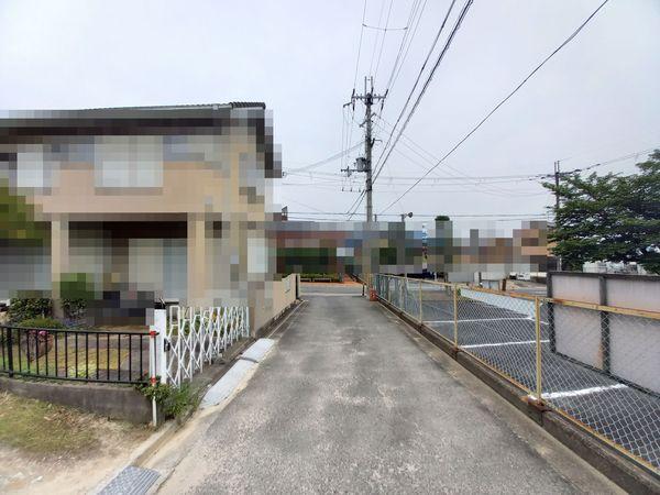 奈良市赤膚町　売土地の前面道路含む現地写真画像