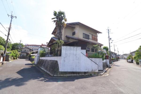 奈良市秋篠三和町２丁目の土地の前面道路含む現地写真画像