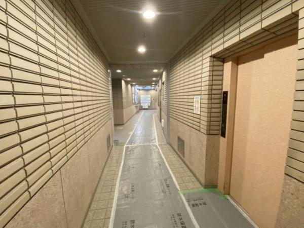ラウンドヒルズ生駒Ｂ棟のエントランス画像