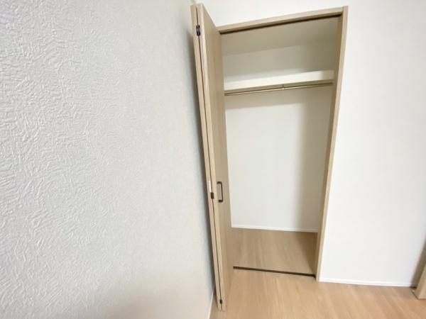 ラウンドヒルズ生駒Ｂ棟の収納画像