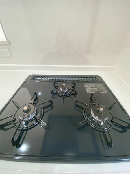 生駒市上町の中古一戸建のキッチン画像