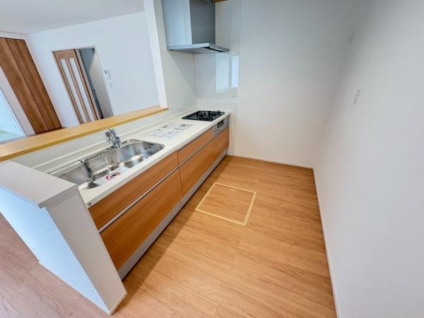 生駒市壱分町の新築一戸建のキッチン画像