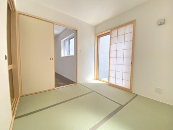 生駒市有里町の新築一戸建の和室画像