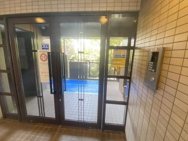 セントポリア生駒のエントランス画像