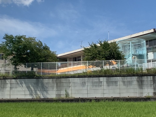 奈良市青垣台３丁目の中古一戸建の幼稚園・保育園画像